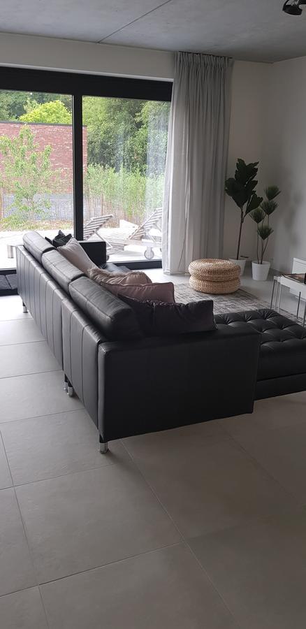 Behome Dilbeek Exteriör bild